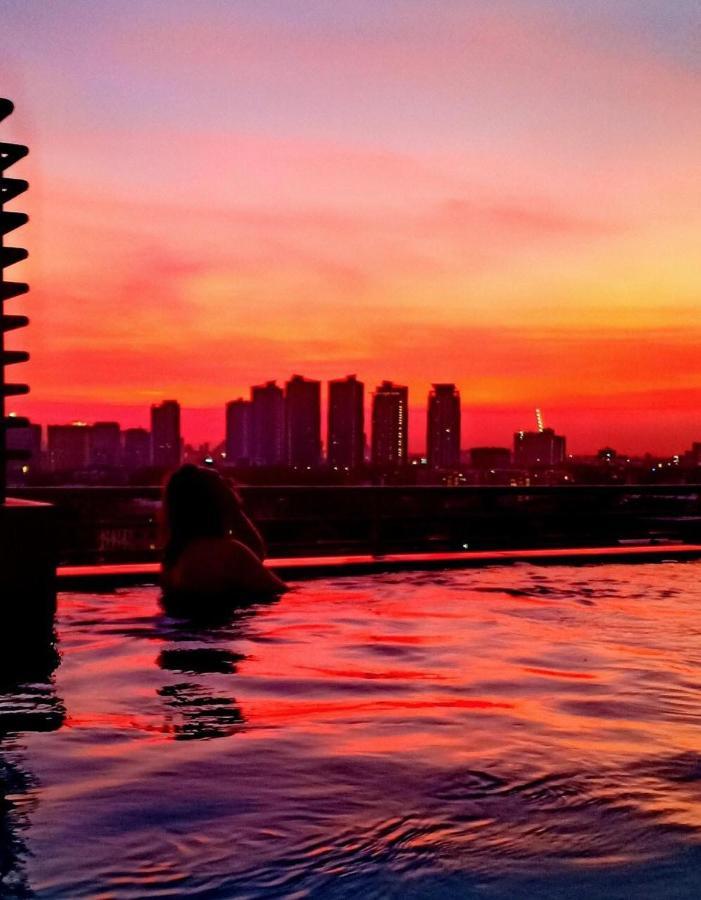 The Sentinel Residences Quezon City Exteriör bild